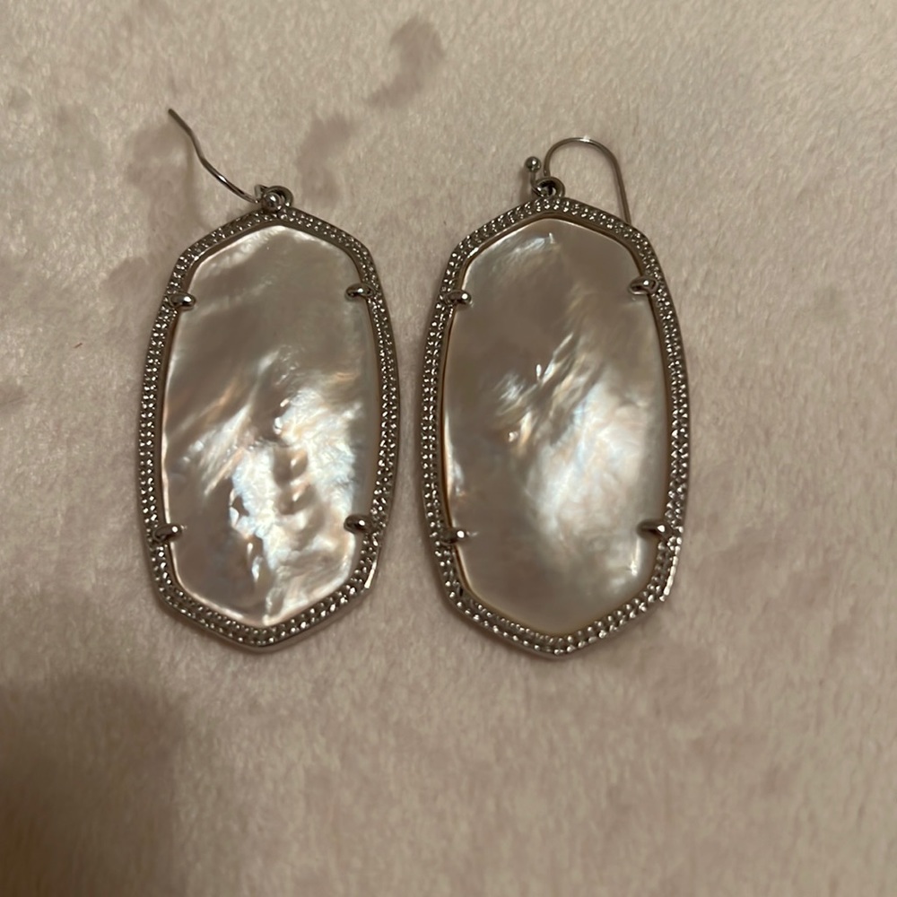 Kendra Scott Danielle Silver Ivory Mother of Pearl